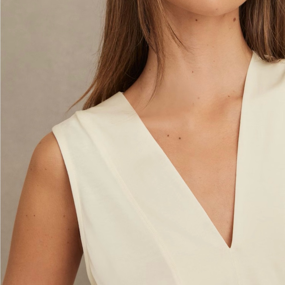 REISS- Mira She’ll Sleeveless Top - Picture 3 of 9